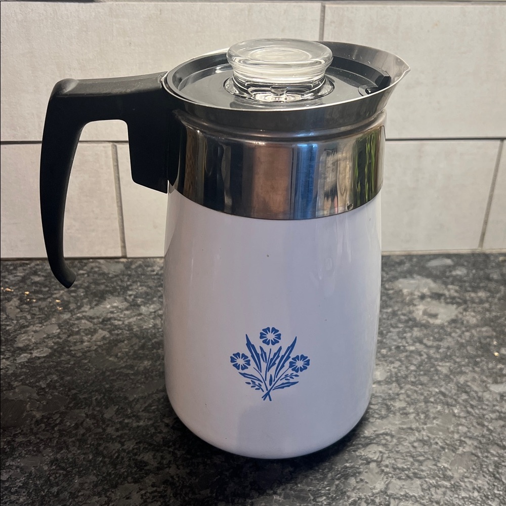 6 cup Vintage Corningware Stovetop percolator.  Super clean. Very few marks
